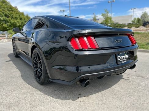 Used 2017 Ford Mustang GT Premium w/ GT Performance Package RWD image 6