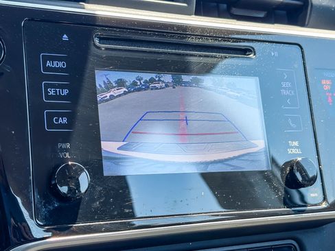 Used 2019 Toyota Corolla SE FWD image 23