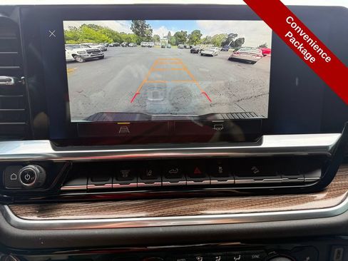 Used 2025 Chevrolet Silverado 2500 LT AWD/4WD image 29