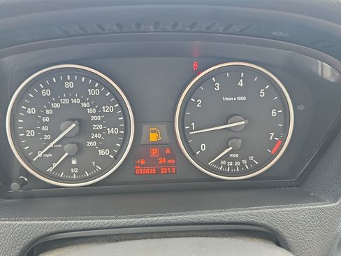 Used 2011 BMW X5 xDrive35i AWD/4WD image 17