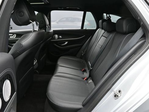 Used 2020 Mercedes-Benz E 450 4MATIC Wagon w/ Premium Package image 14