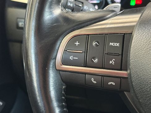 Used 2017 Lexus LX 570 4WD w/ Luxury Package image 32