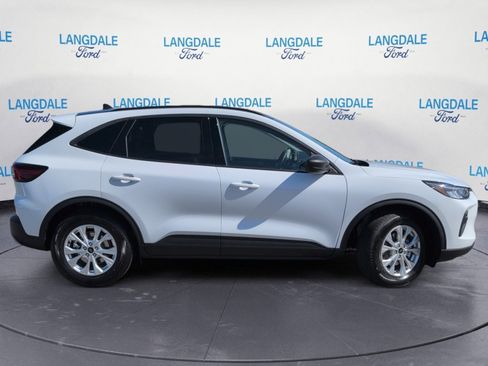 New 2026 Ford Escape Active image 3