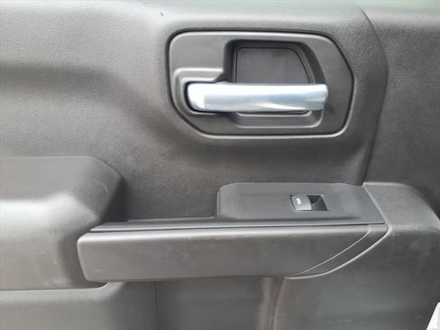 Used 2022 Chevrolet Silverado 1500 Custom w/ Safety Confidence Package image 15