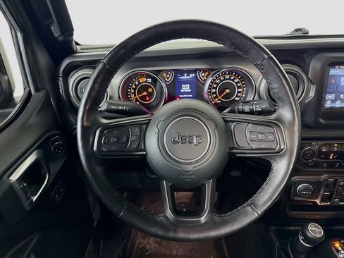 Used 2023 Jeep Wrangler Willys image 11