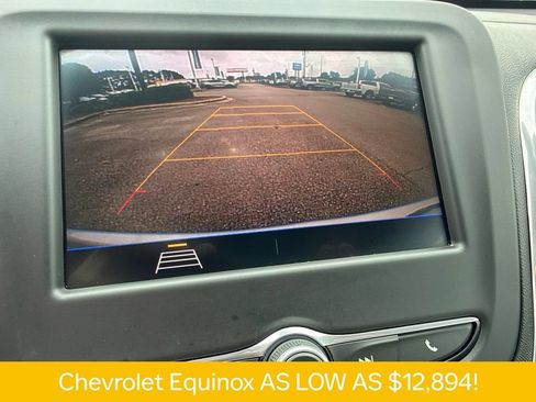 Used 2020 Chevrolet Equinox LS w/ LPO, Floor Liner Package FWD image 7