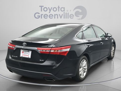 Used 2013 Toyota Avalon XLE Premium FWD image 15