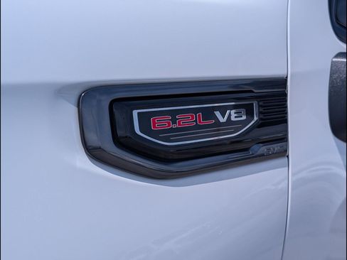Used 2023 GMC Sierra 1500 AT4 w/ AT4 Premium Package AWD/4WD image 24