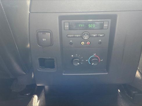 Used 2011 Ford Expedition XLT w/ 202A Rapid Spec Order Code image 32