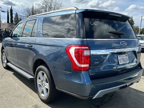 Used 2018 Ford Expedition Max XLT image 4