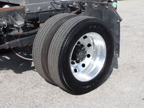 Used 2022 RAM 5500 Tradesman RWD image 40
