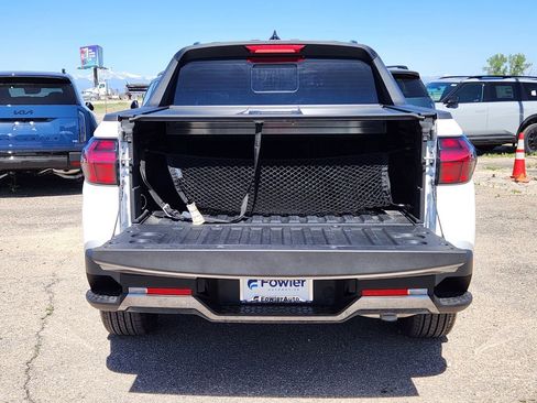 Used 2025 Hyundai Santa Cruz Limited AWD/4WD image 11