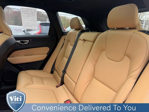 Certified 2024 Volvo XC60 T8 Ultimate AWD/4WD image 22