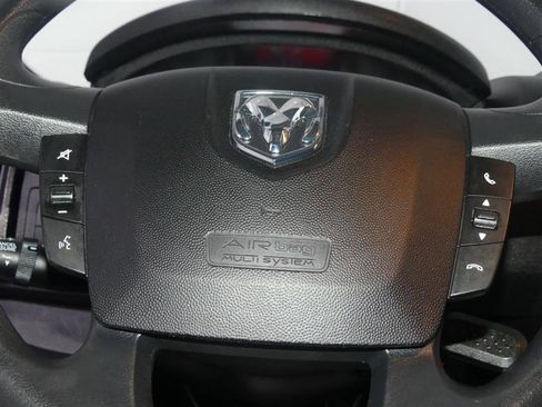 Used 2018 RAM ProMaster 2500 w/ Premium Appearance Group image 25