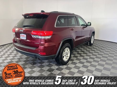 Used 2018 Jeep Grand Cherokee Laredo image 5