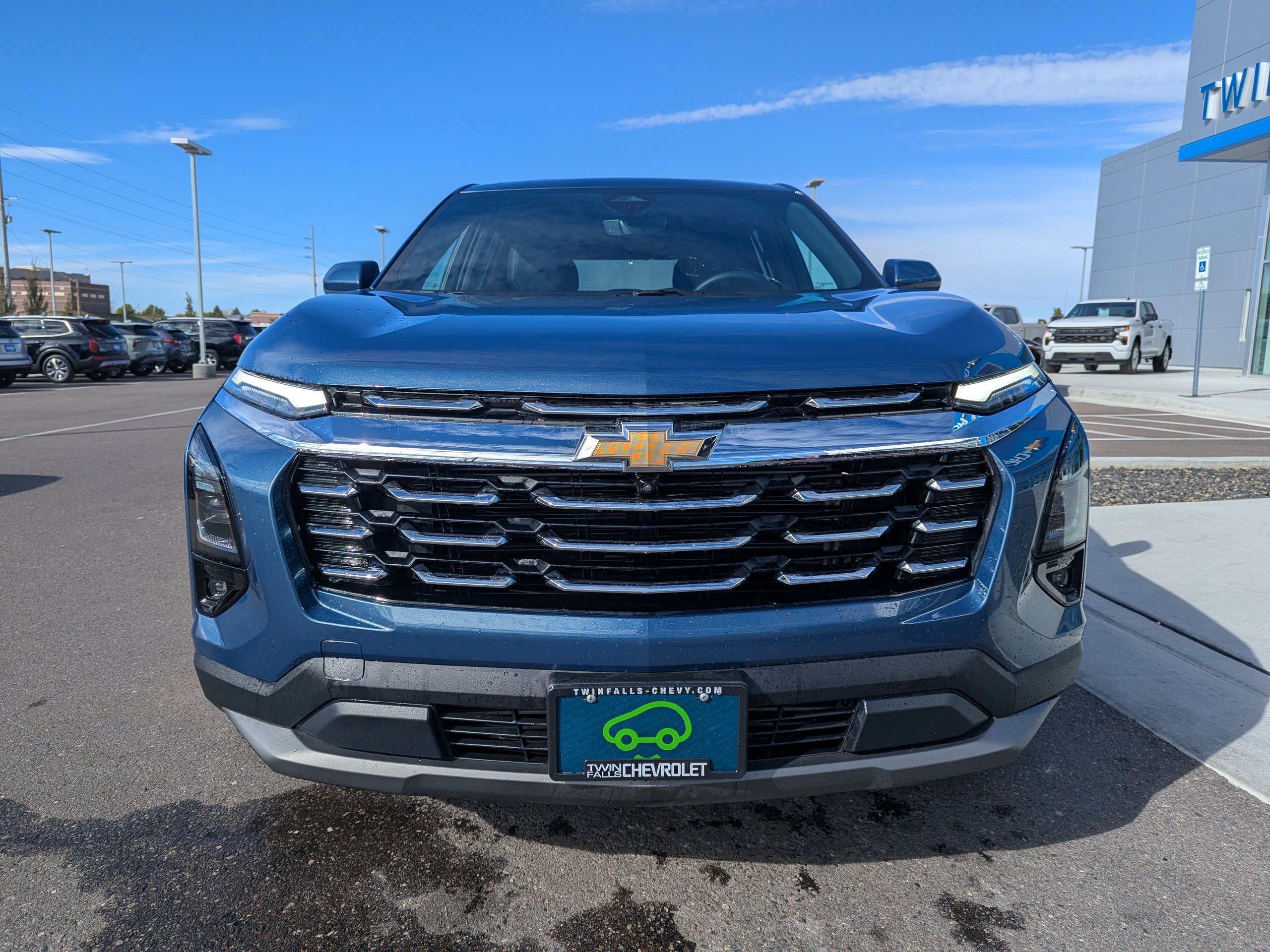 Certified 2026 Chevrolet Equinox LT w/ Convenience Package II AWD/4WD image 4