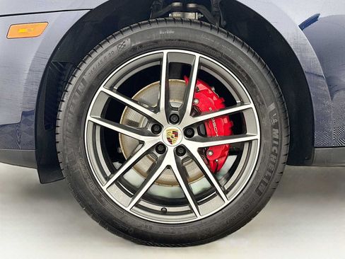 Certified 2023 Porsche Macan S AWD/4WD image 32