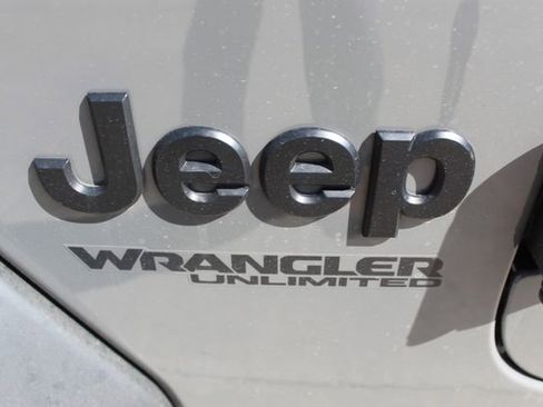 Used 2021 Jeep Wrangler Unlimited Sport image 20