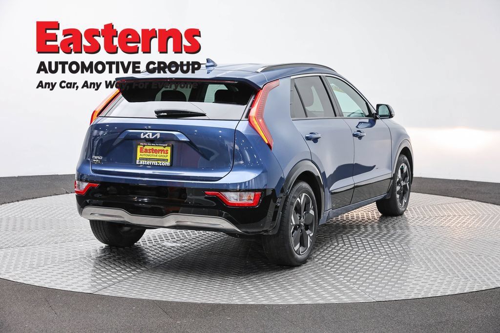 Used 2023 Kia Niro Wind w/ Wind Preserve Package FWD image 7