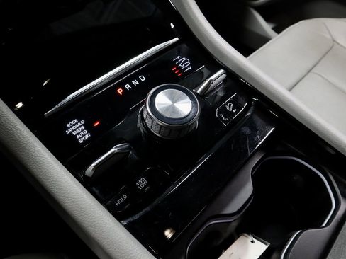 Used 2023 Jeep Grand Cherokee L Overland image 38