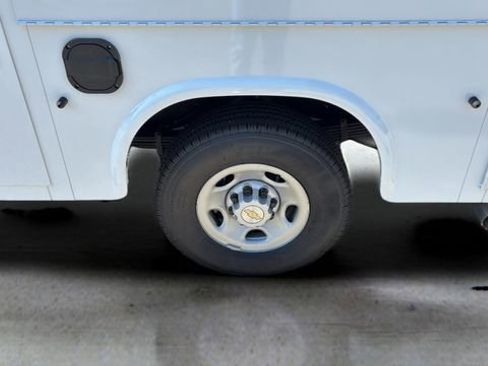 New 2025 Chevrolet Express 3500 w/ Power Convenience Package RWD image 18