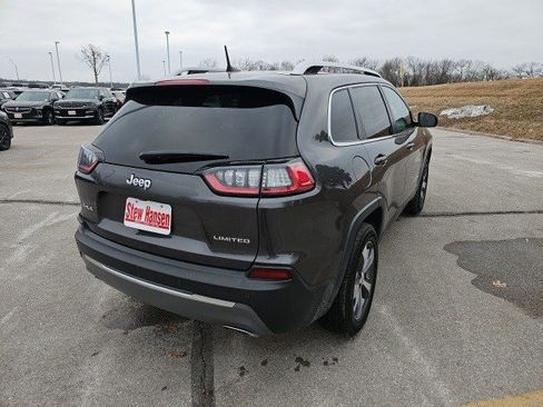 Used 2021 Jeep Cherokee Limited image 6