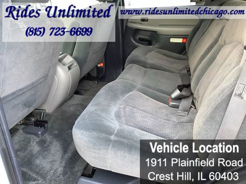 Used 2001 Chevrolet Tahoe LS w/ LS Preferred Equipment Group AWD/4WD image 31