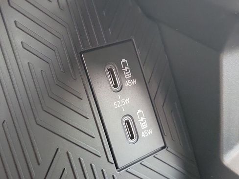 New 2025 Toyota Tacoma TRD Off-Road image 31