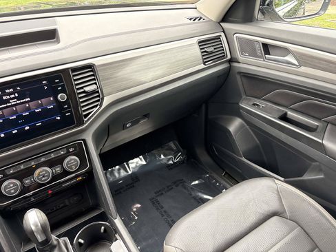Used 2021 Volkswagen Atlas SEL Premium AWD/4WD image 27