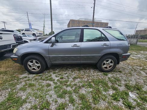 Used 2002 Lexus RX 300 4WD image 2