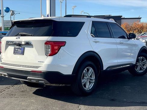 Certified 2022 Ford Explorer XLT w/ Equipment Group 202A image 12