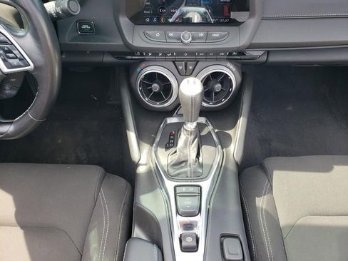 Used 2021 Chevrolet Camaro LT image 17