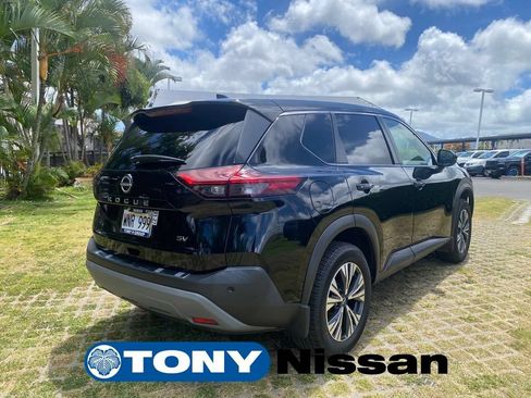 Used 2022 Nissan Rogue SV FWD image 7