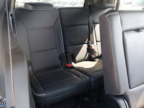 Used 2024 GMC Yukon SLT RWD image 26