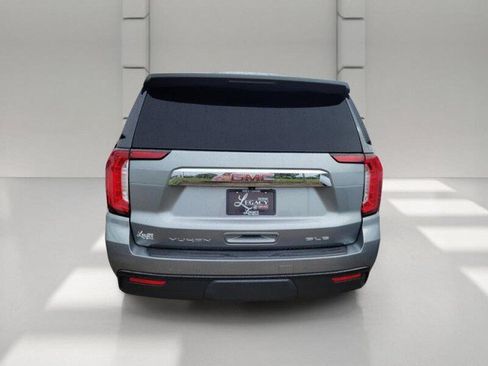 Used 2023 GMC Yukon SLE w/ Gmc Pro Safety Plus Package RWD image 4