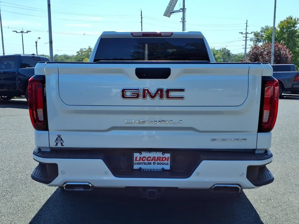 Used 2019 GMC Sierra 1500 Denali w/ Denali Ultimate Package AWD/4WD image 6