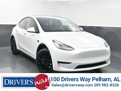 Used 2024 Tesla Model Y Long Range image 1