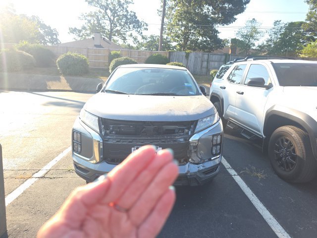 Used 2020 Mitsubishi Outlander Sport SE FWD image 2