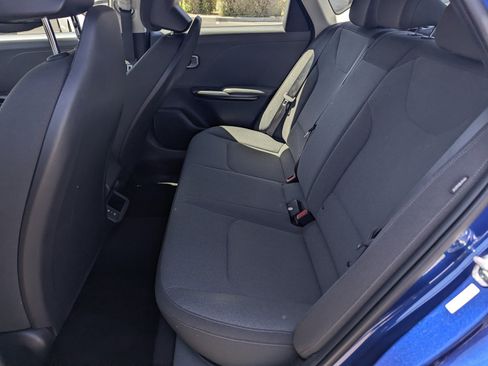 Used 2025 Kia K4 FWD image 8