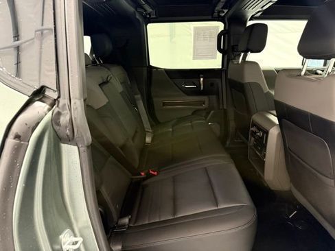 Used 2024 GMC Hummer EV 3X AWD/4WD image 24