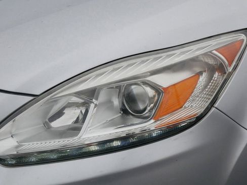 Used 2017 Ford C-MAX SE image 5