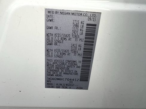 Used 2015 Nissan Pathfinder Platinum AWD/4WD image 34