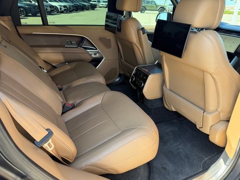 Used 2023 Land Rover Range Rover Long Wheelbase Autobiography AWD/4WD image 43