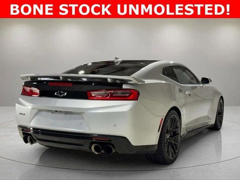 Used 2018 Chevrolet Camaro ZL1 image 3
