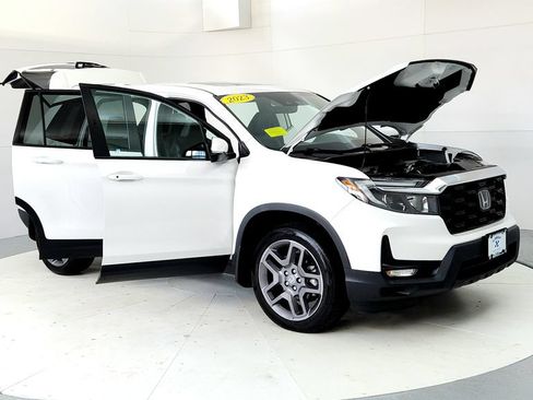 Used 2023 Honda Passport EX-L image 12