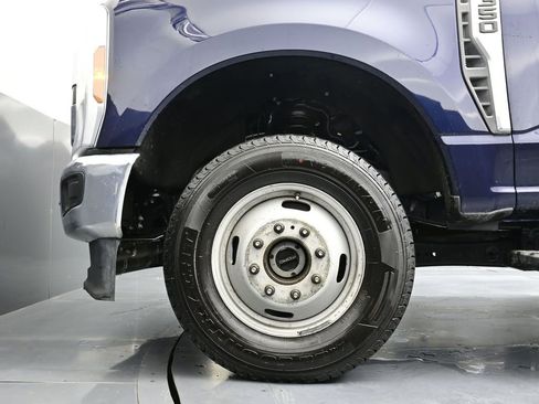 Used 2024 Ford F350 XLT image 18