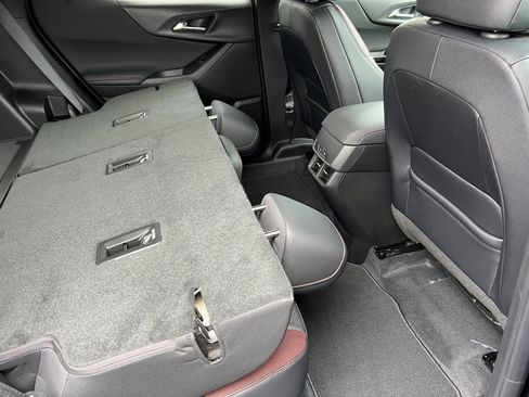 New 2026 Chevrolet Equinox RS w/ Convenience Package III image 24