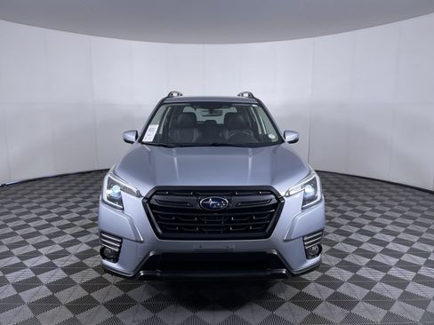 Used 2022 Subaru Forester Limited image 29