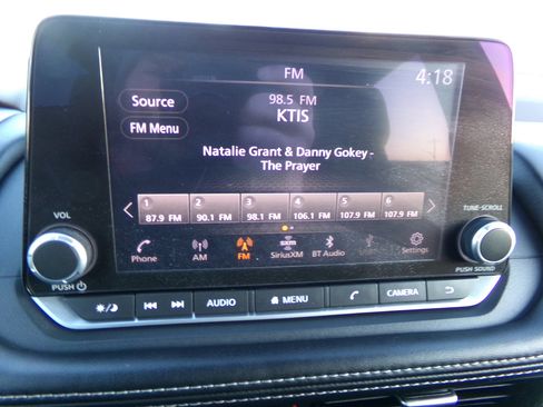 Used 2023 Nissan Rogue SL image 24