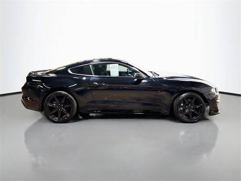 Used 2019 Ford Mustang GT image 6